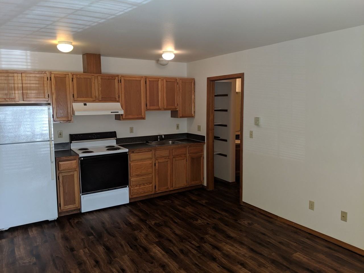 3331 Northwest Ave - Photo 3 of 9