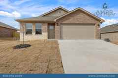 201 Sw Vicki St - Photo 1 of 1