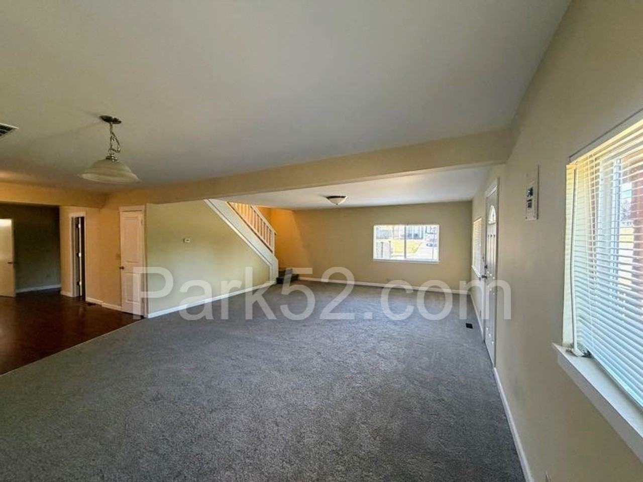 5502 27th St Ne - Photo 3 of 21