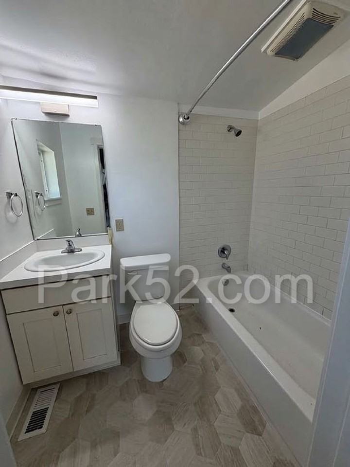 5502 27th St Ne - Photo 4 of 21