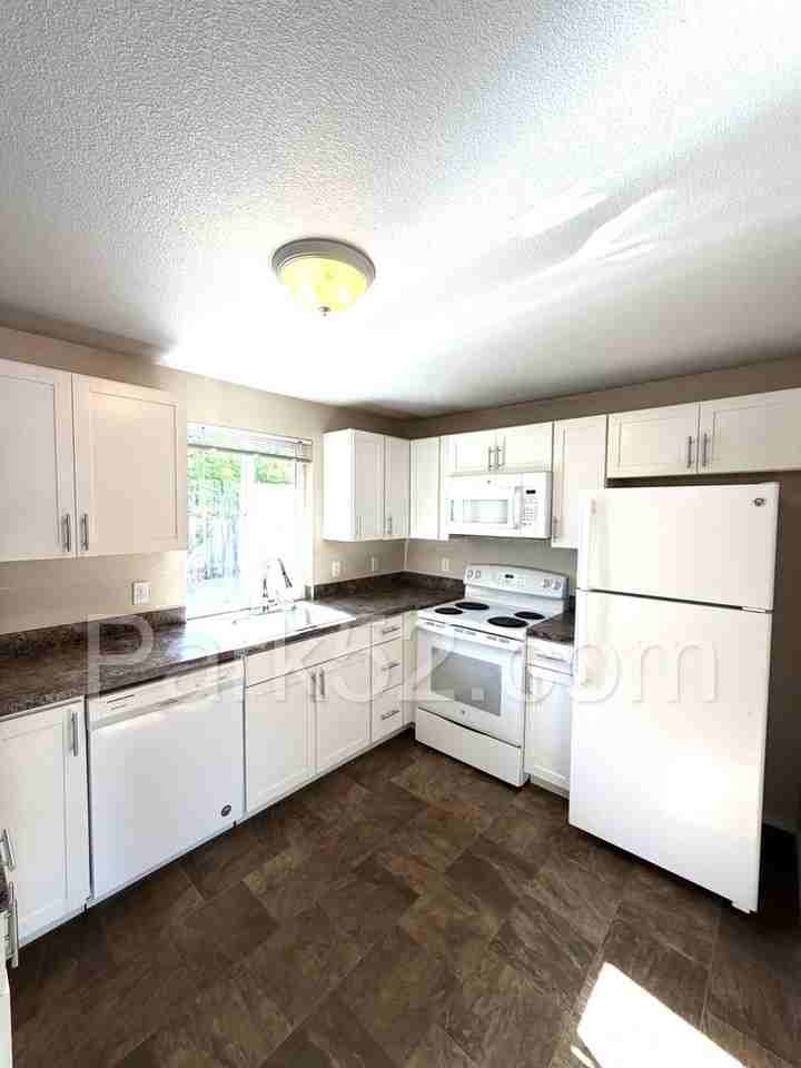 9108 Fawnlilly Cir W - Photo 5 of 14