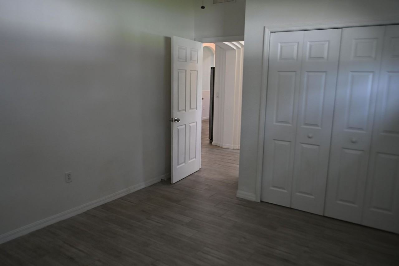 41 Buffalo Bill Dr - Photo 4 of 24