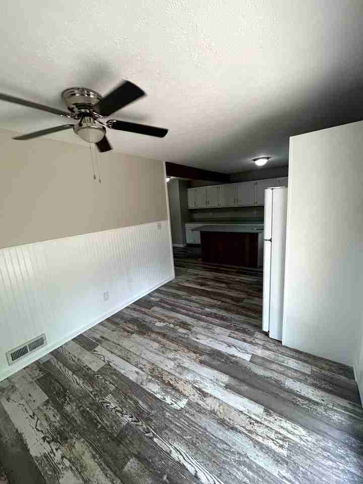 9800 Orlandi Ct - Photo 4 of 16