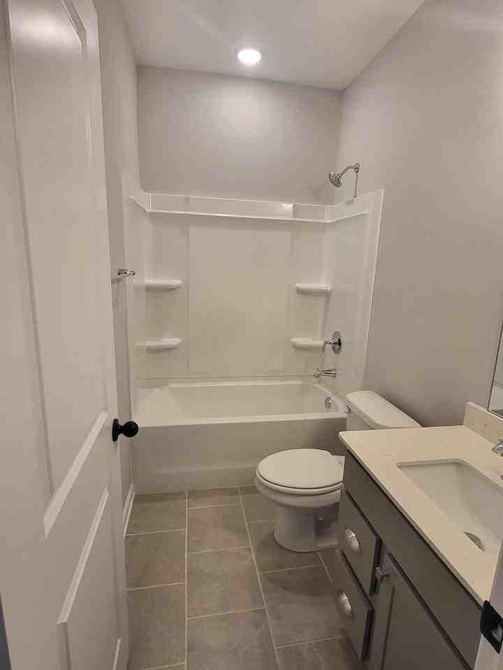 227 Haverford Dr - Photo 6 of 14