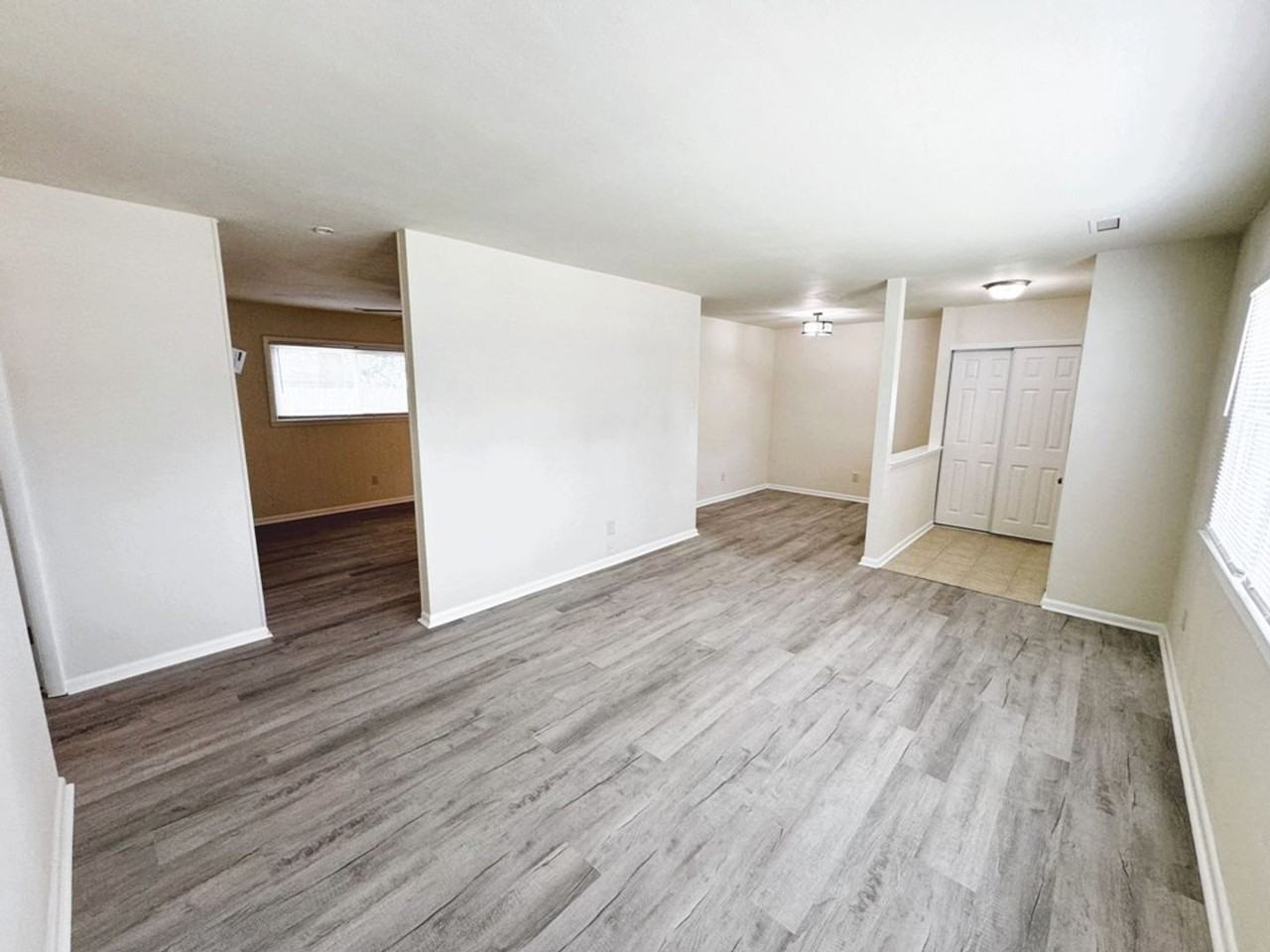 3060 Pewter Rd - Photo 3 of 23