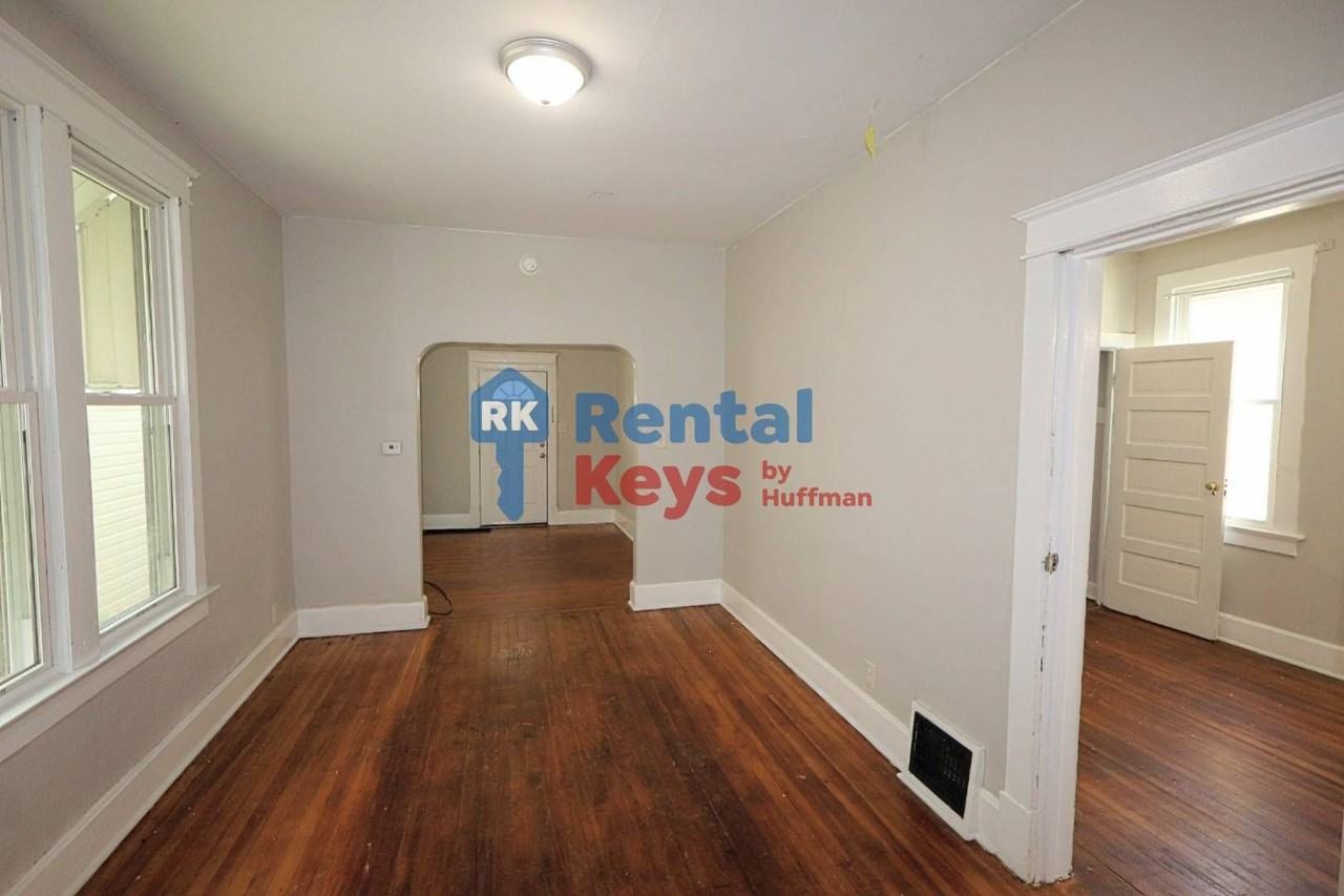 315 Enlow Ave - Photo 4 of 15