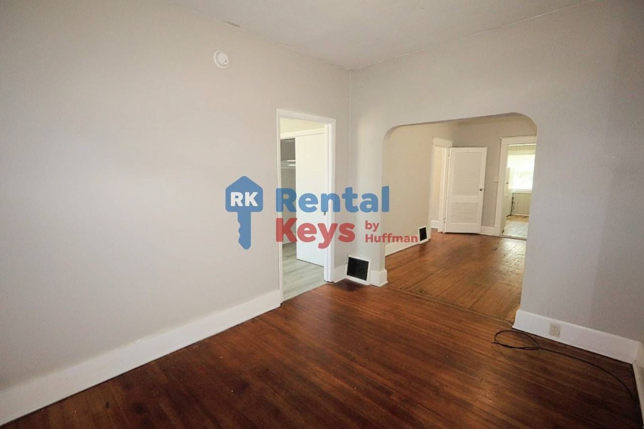 315 Enlow Ave - Photo 5 of 15