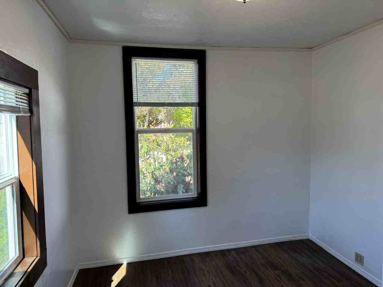 1606 Ash Ave - Photo 7 of 28