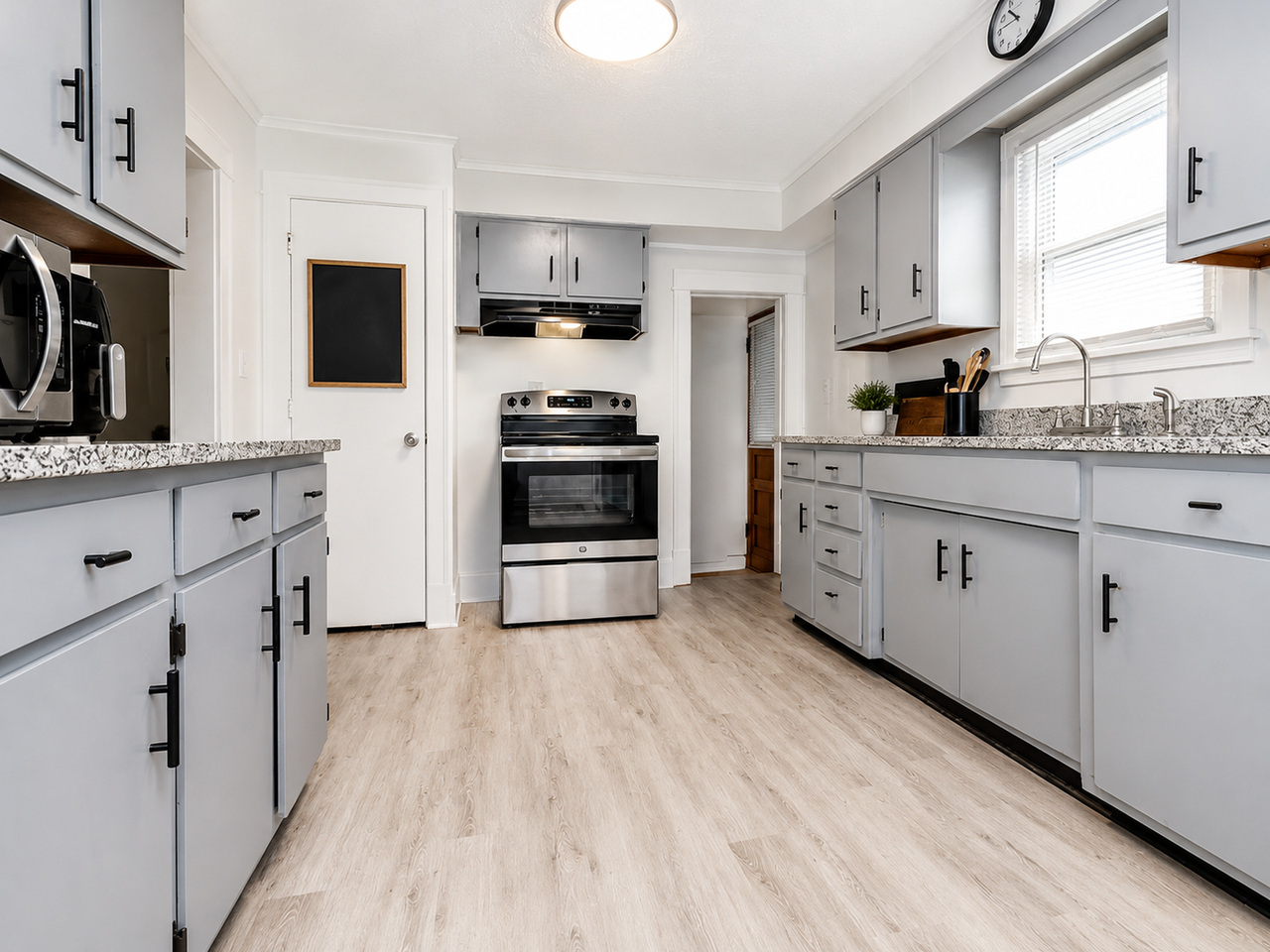 433 Atwood St - Photo 5 of 24