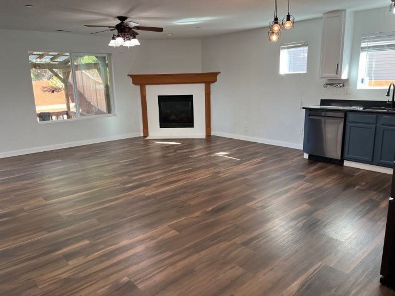 1458 Brackenridge Ave - Photo 3 of 19
