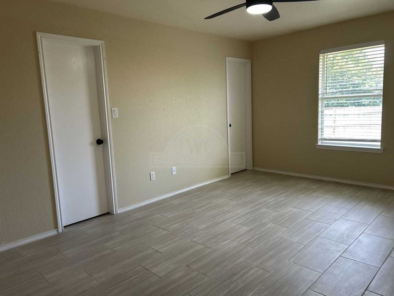 2611 Littlewood Dr - Photo 5 of 15