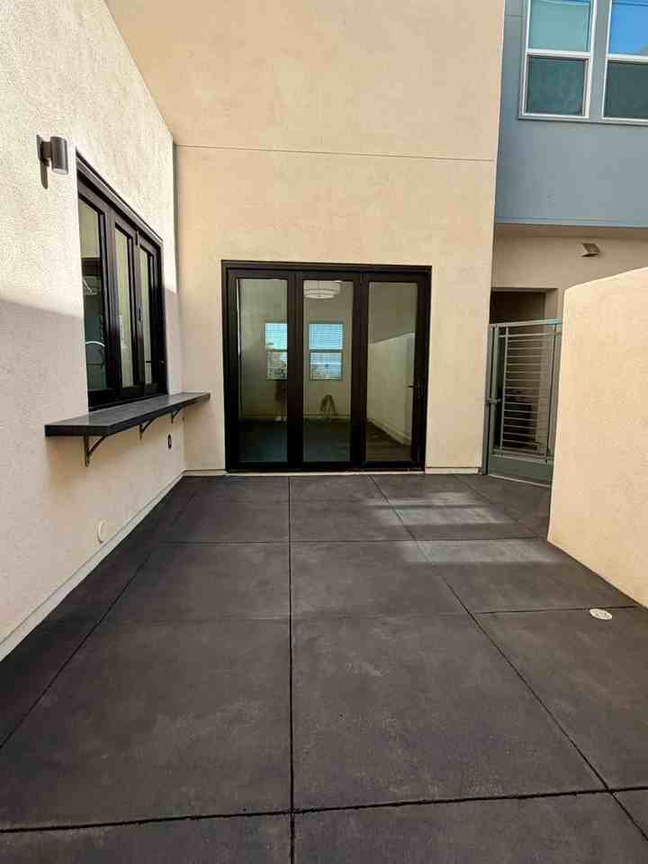 1260 E Thompson Blvd #106 - Photo 6 of 26