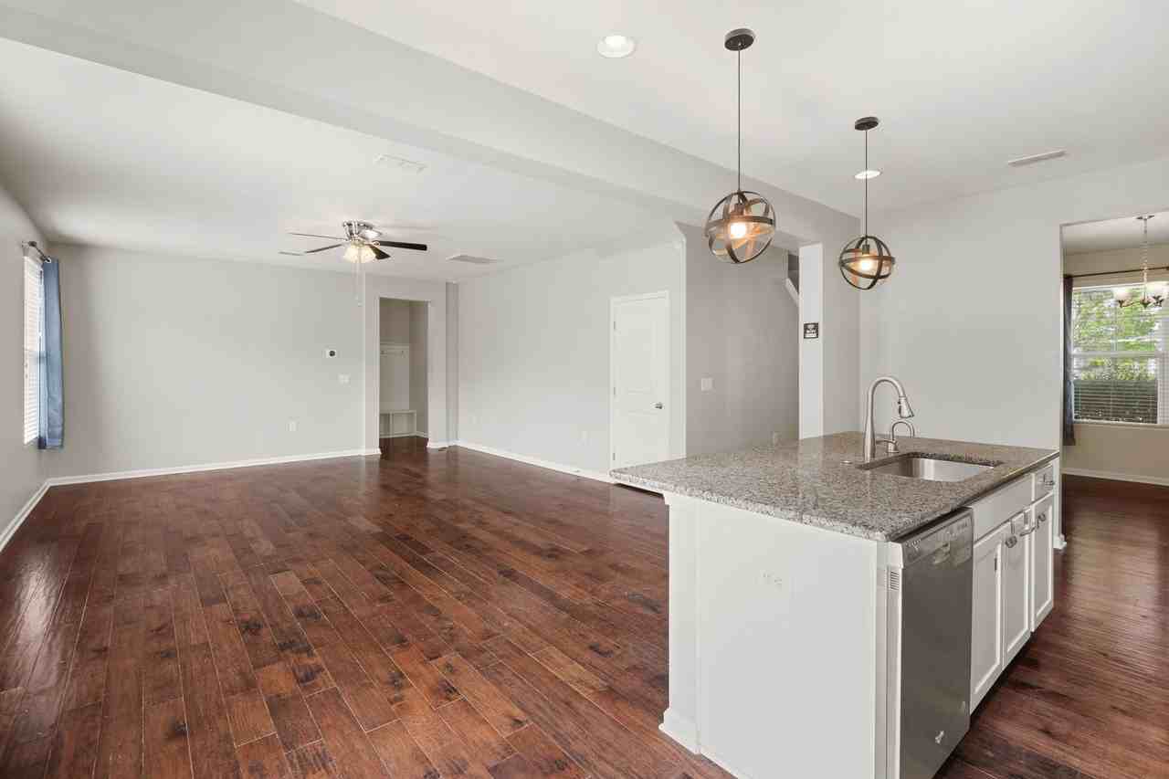 1908 Nellora Ln - Photo 7 of 28