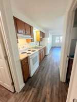 featured image of 275 Massabesic St