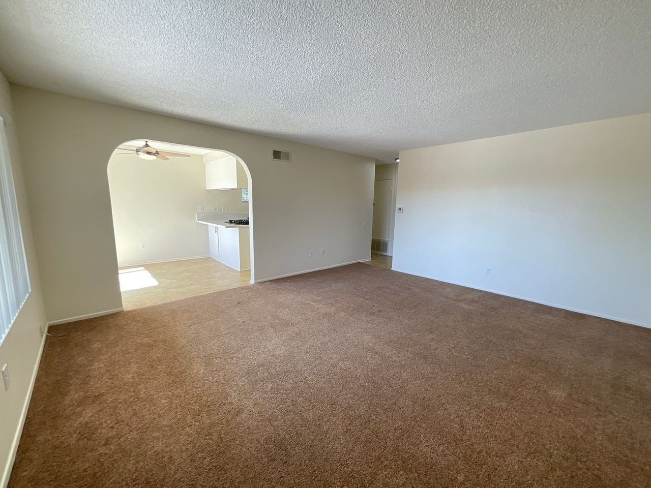 308 W Kelly Ave - Photo 2 of 15