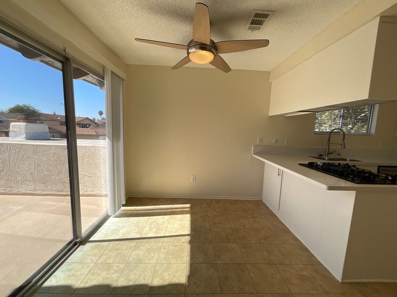 308 W Kelly Ave - Photo 5 of 15
