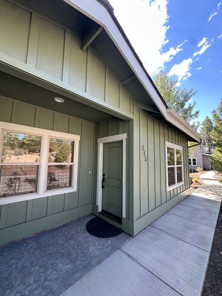 115 Nw Mt Washington Dr - Photo 3 of 33