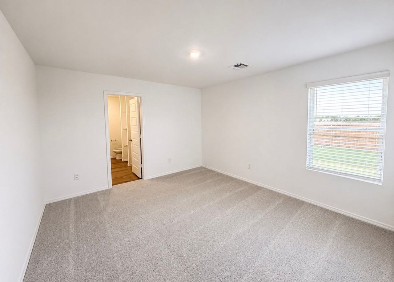 12917 Florence Ln - Photo 7 of 16
