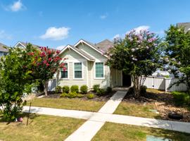 featured image of 125 Fabion St
