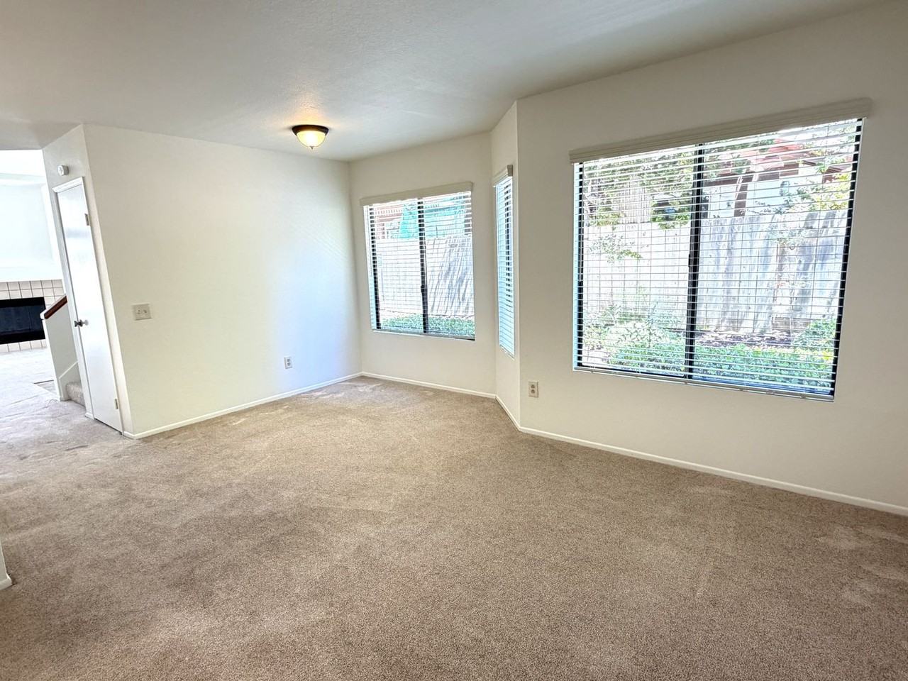 2060 Coolngreen Ln - Photo 5 of 17