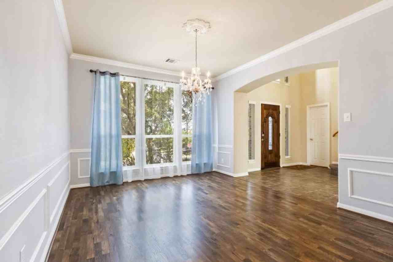 8506 Raton Way - Photo 5 of 25