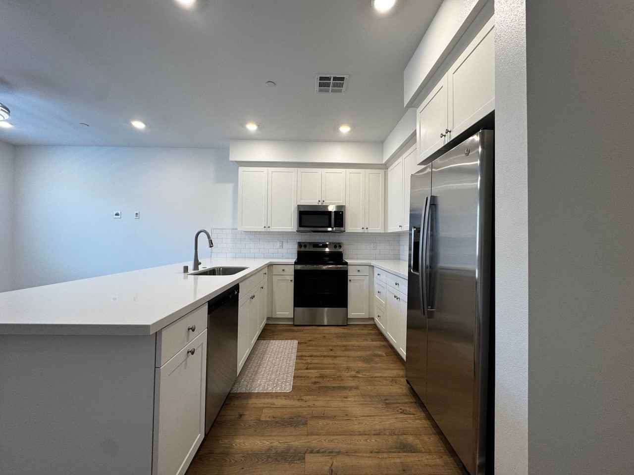 33221 Opal Glass Dr - Photo 7 of 36