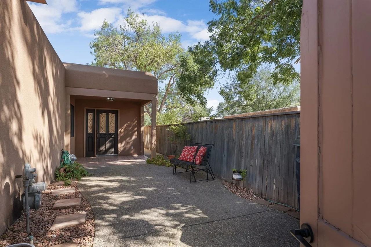 2616 Don Pedro Nw - Photo 4 of 19