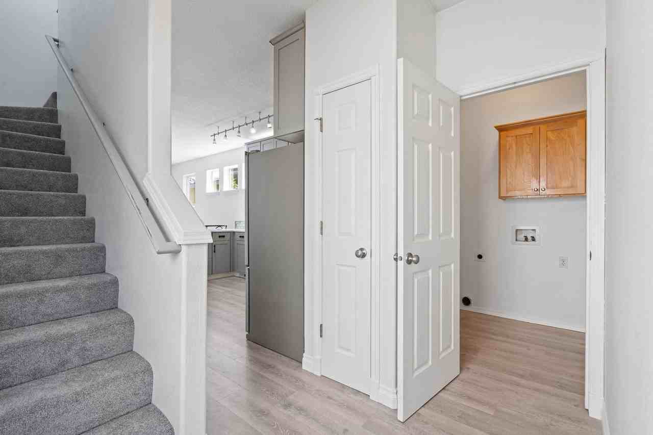 8526 N Haven Ave - Photo 4 of 38