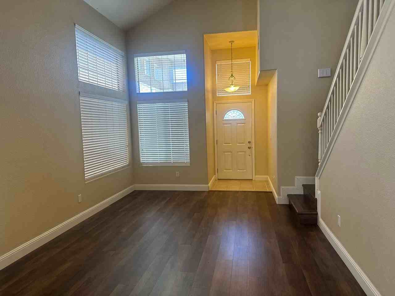 961 Celestine Cir - Photo 2 of 37