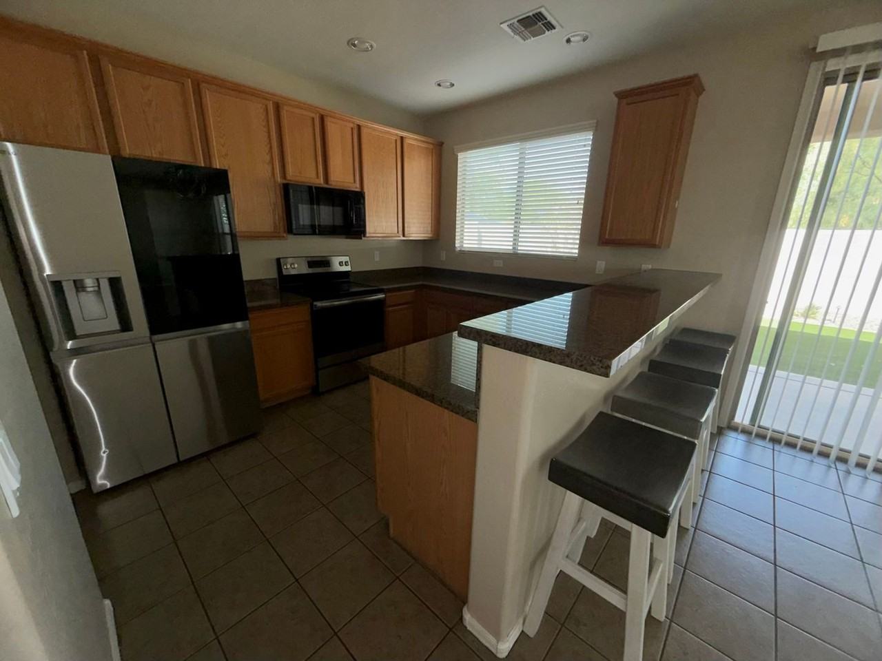 15905 N 169th Dr - Photo 5 of 23