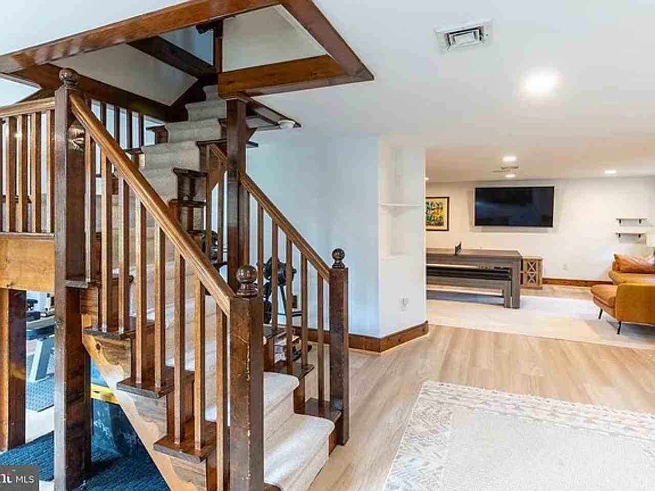 1596 River Rd - Photo 7 of 21