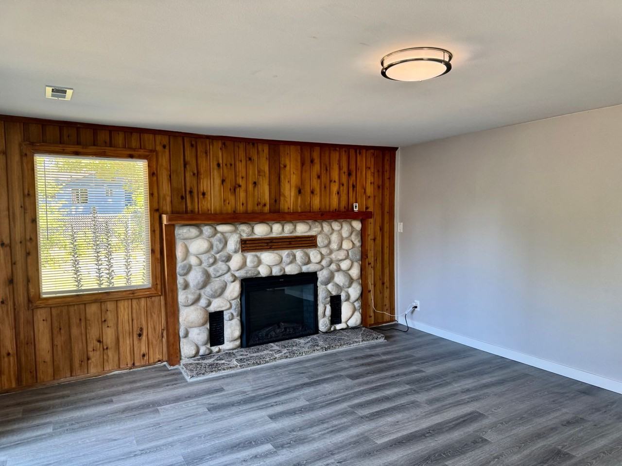 21901 54th Ave W - Photo 5 of 23