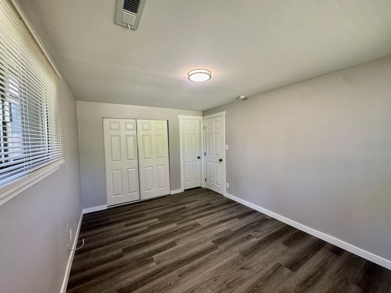 21901 54th Ave W - Photo 6 of 23