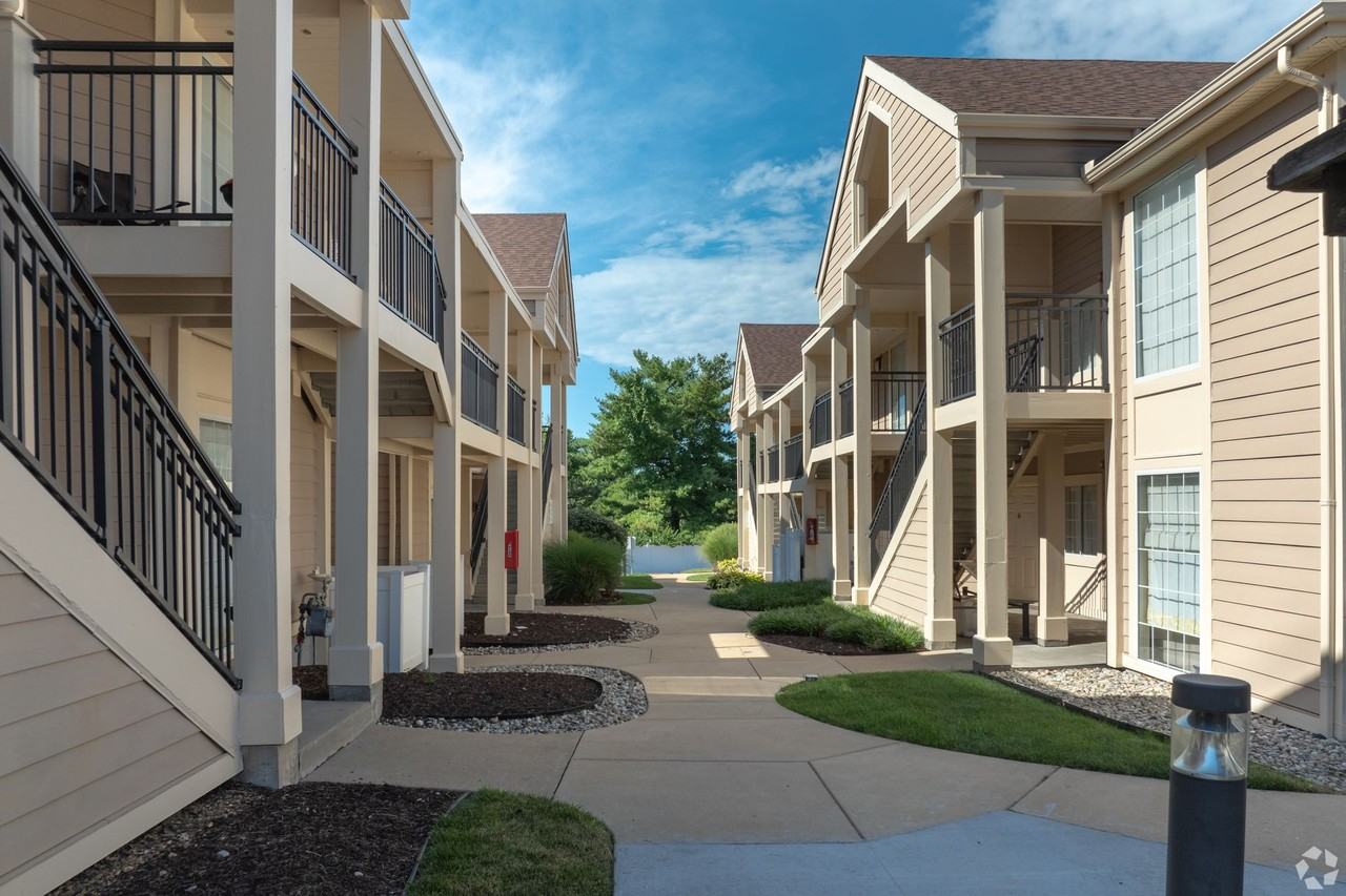 The Haven at Craigshire - Photo 2 of 19