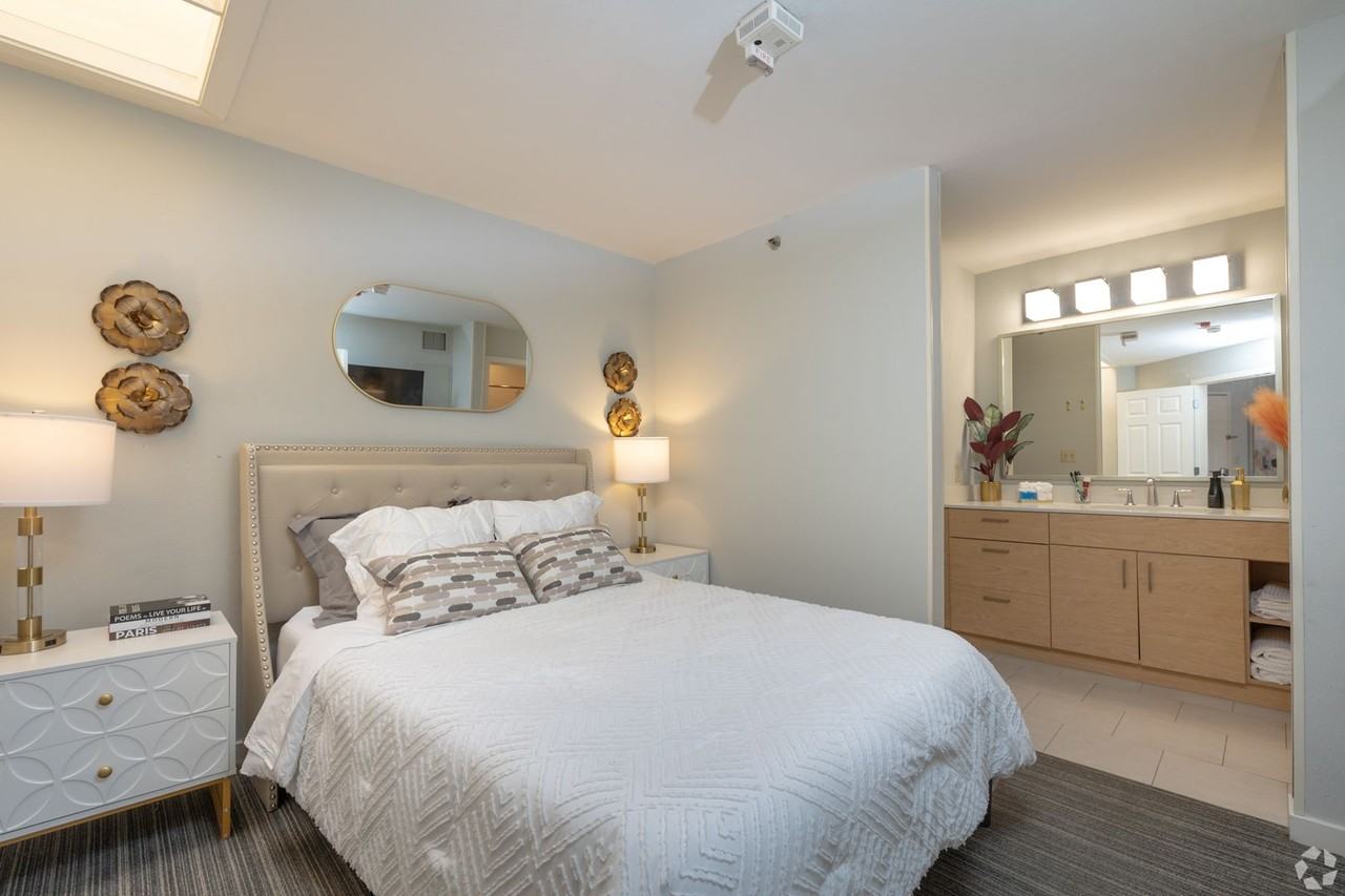 The Haven at Craigshire - Photo 7 of 19