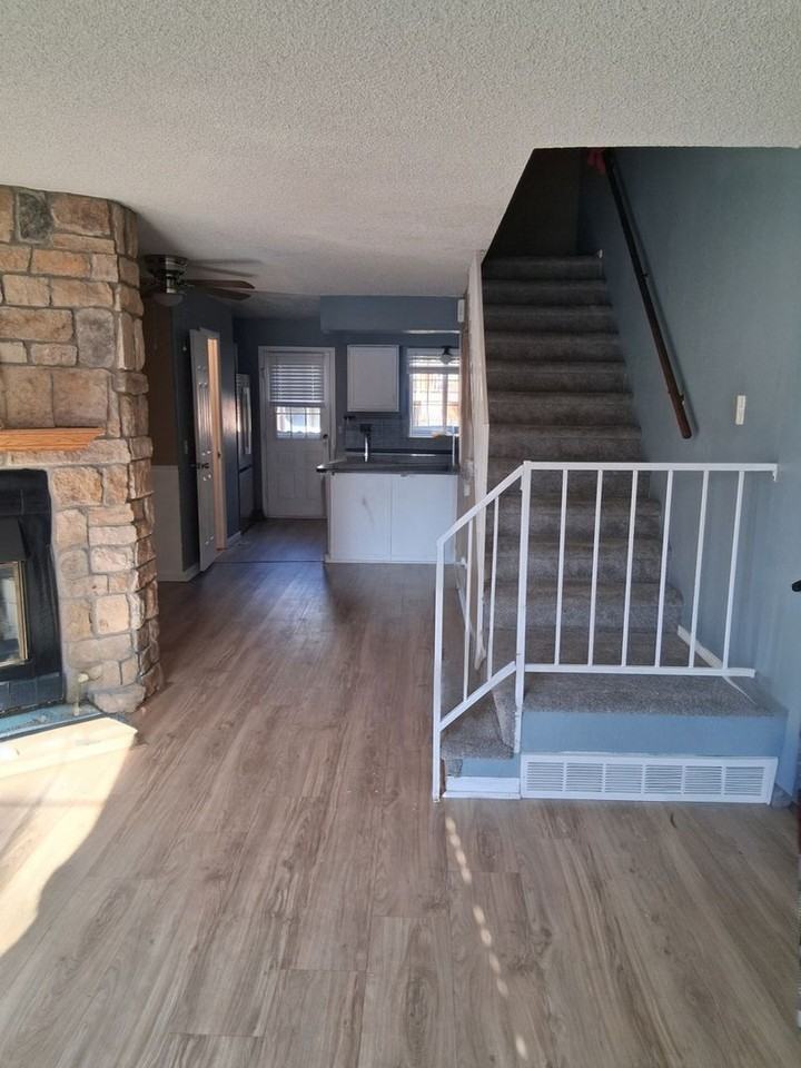 6740 S Independence St - Photo 2 of 29