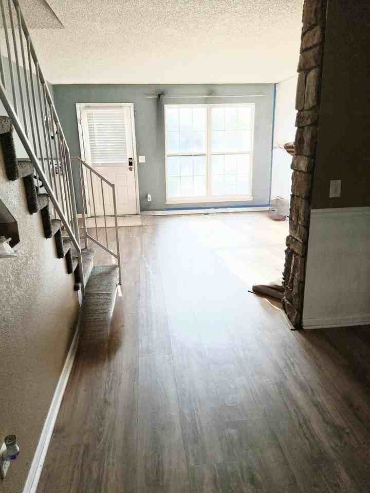6740 S Independence St - Photo 3 of 29