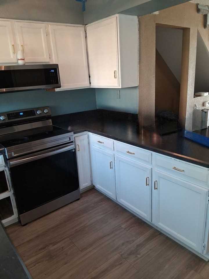 6740 S Independence St - Photo 6 of 29