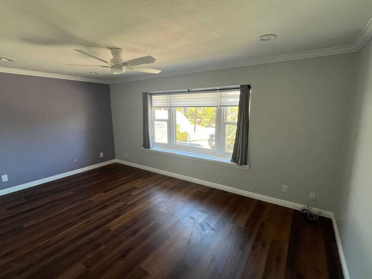 2085 Warmlands Ave - Photo 7 of 15