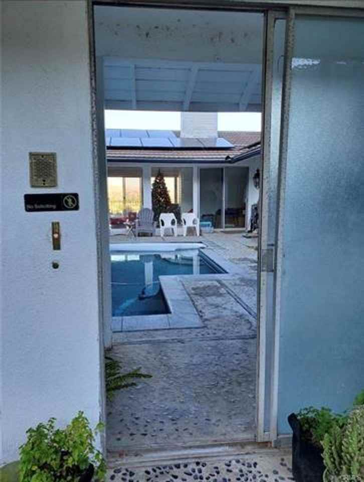 15198 Darnell Dr - Photo 5 of 22
