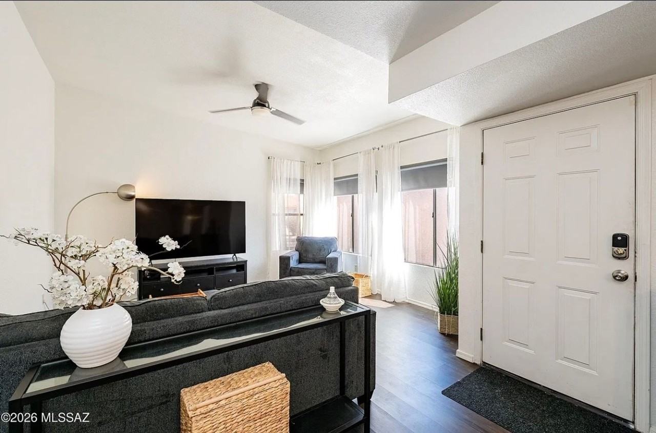 2417 N Palo Hacha Dr - Photo 2 of 34