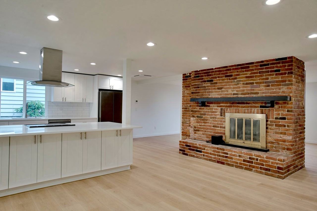 1421 N Highland St - Photo 5 of 24