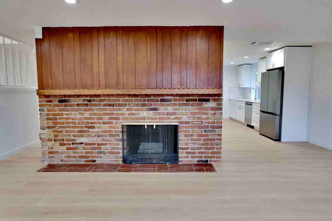 1421 N Highland St - Photo 6 of 24