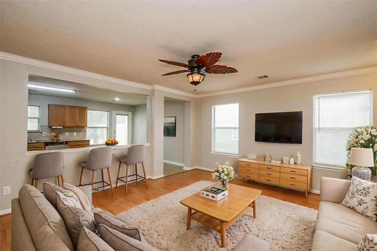 21443 Maple Harvest Ln - Photo 4 of 12