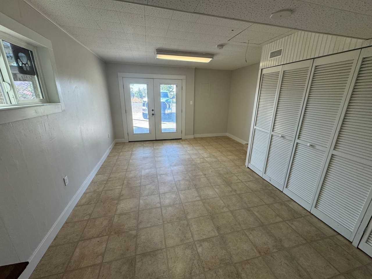 6620 Ne Pettibone Dr - Photo 7 of 14