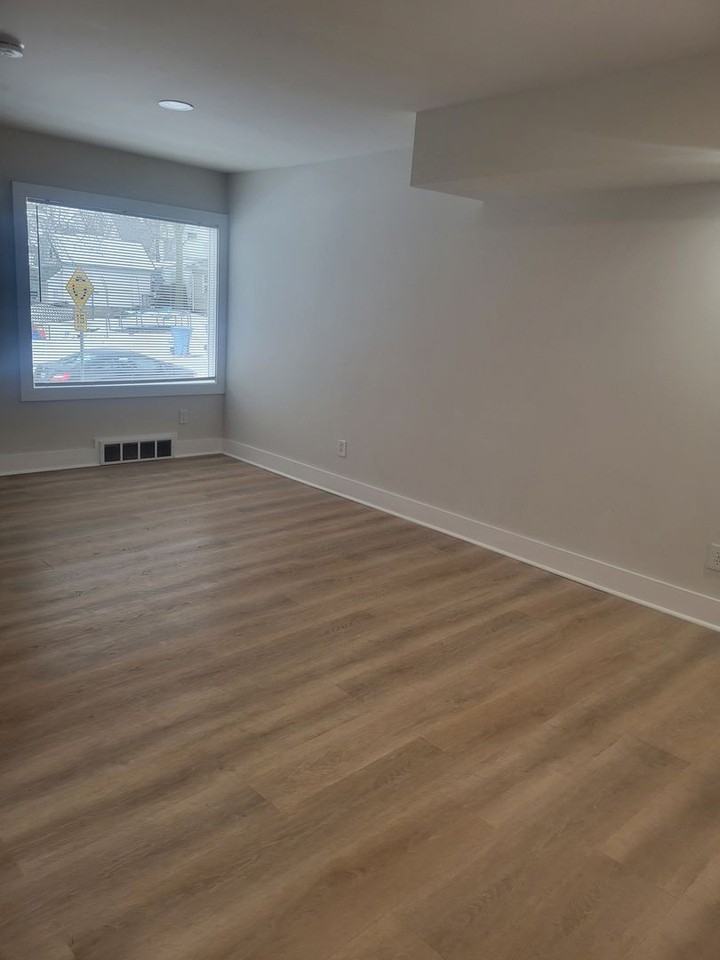 1711 Coleman Ave - Photo 6 of 12