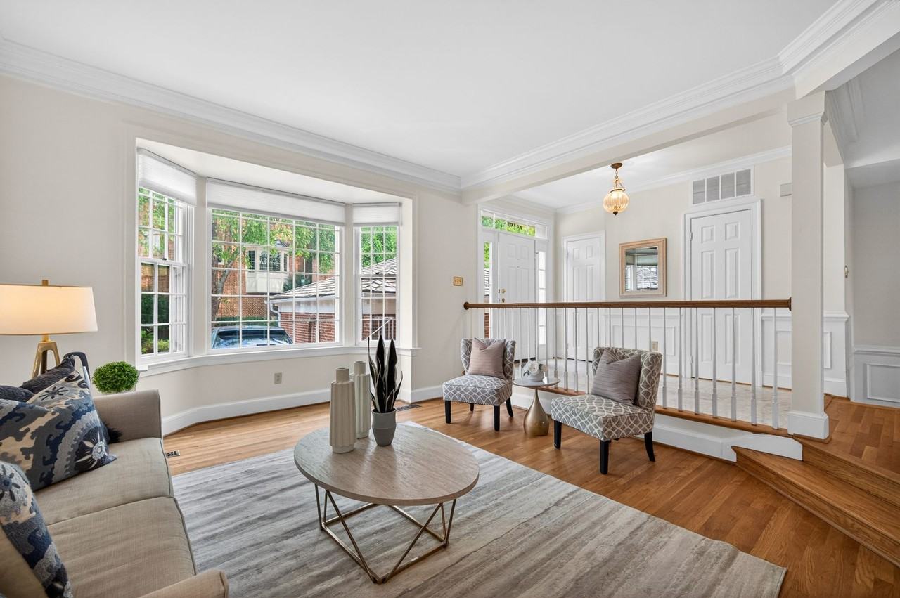 8016 Quarry Ridge Way - Photo 4 of 50