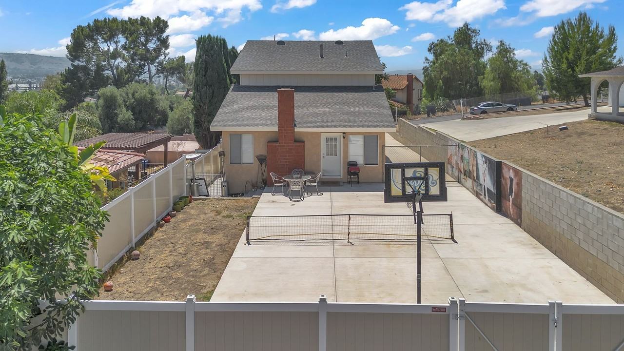 465 Camino De Gloria - Photo 3 of 28