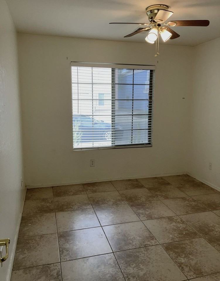 6713 E Stacy St - Photo 4 of 6