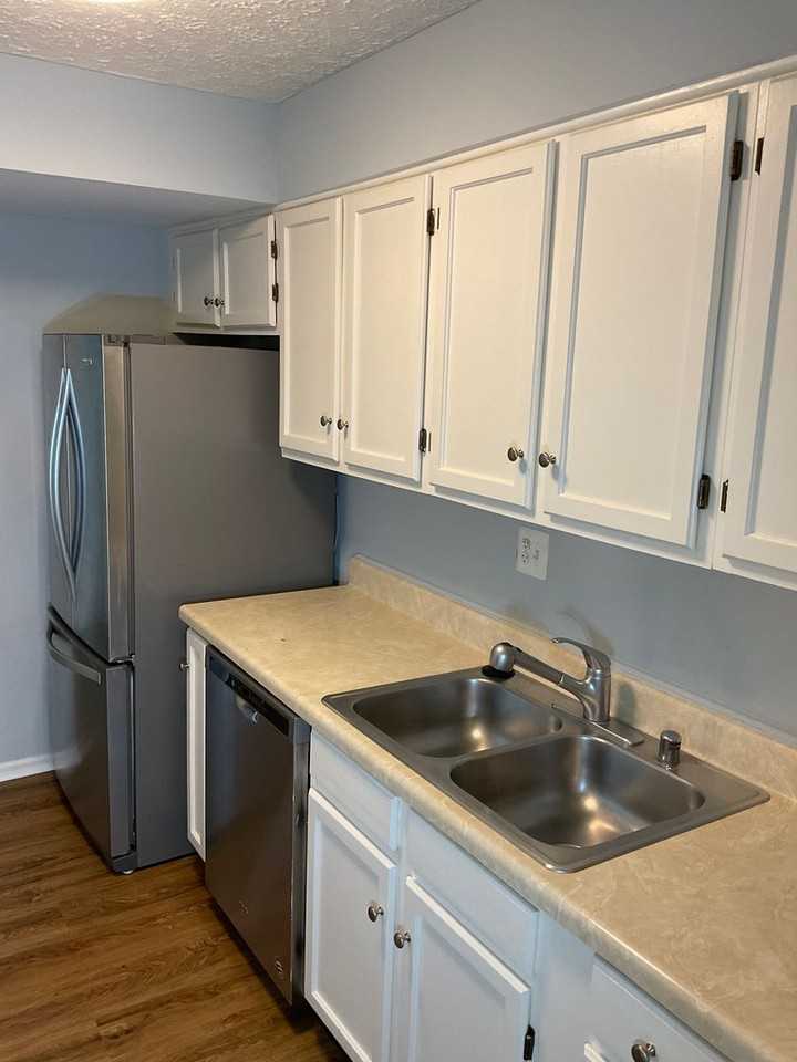 8 Russell Ave #311 - Photo 6 of 25